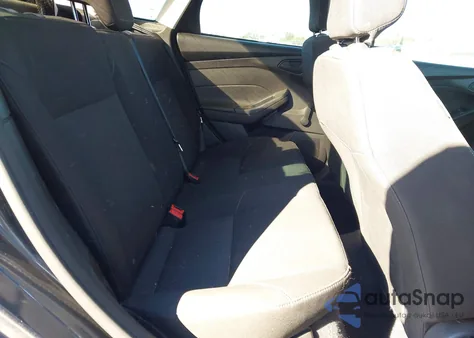 2018 Ford Focus S из США, поврежденный, VIN 1FADP3E24JL299782